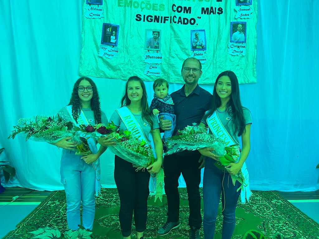 PRESIDENTE PARTICIPA DE ESCOLHA DAS SOBERANAS DO COLÉGIO COLBACHINI